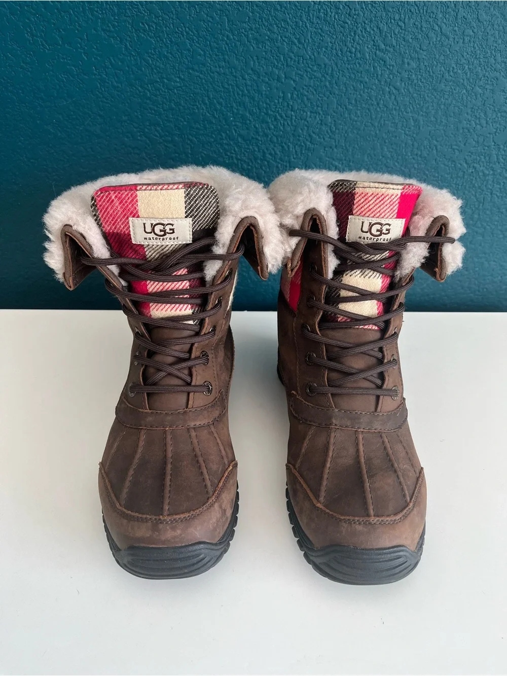 UGG Women’s Size 8 Adirondack ll Plaid Stout Heavy-duty Winter Boots